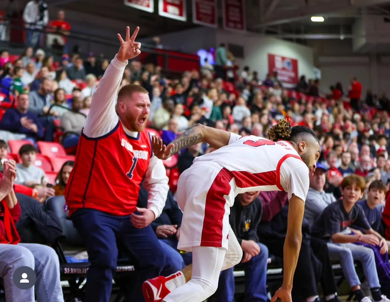 Stony Brook bench celebrating CJ Luster II